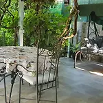 Il Giardino In Citta فندق مبيت وإفطار لا سبيتسْيا